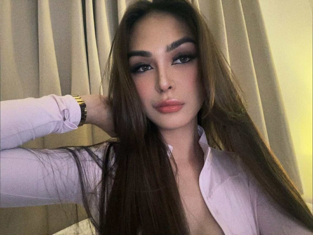 callMeMartina_LynのオフラインXXXチャット