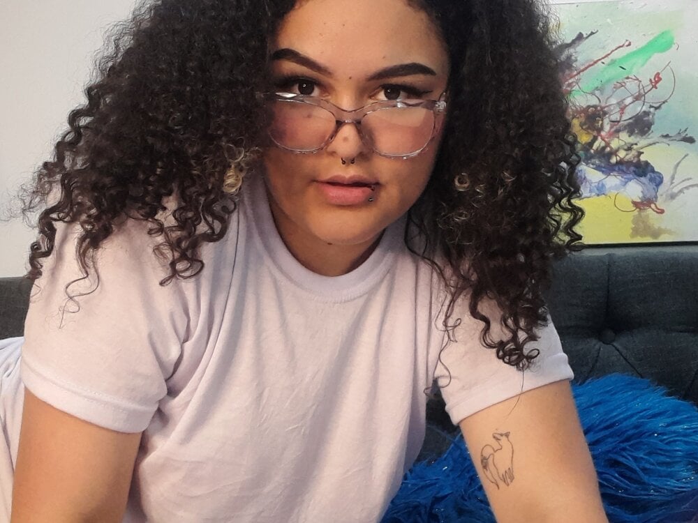 livesex.fan laura77_ livesex profile in hairy cams