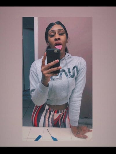 Foreignthababyy