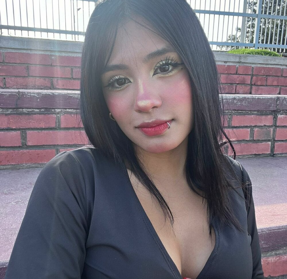 lila_tay profile