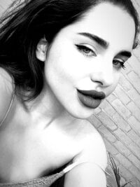 Montana_love's Offline XXX Chat