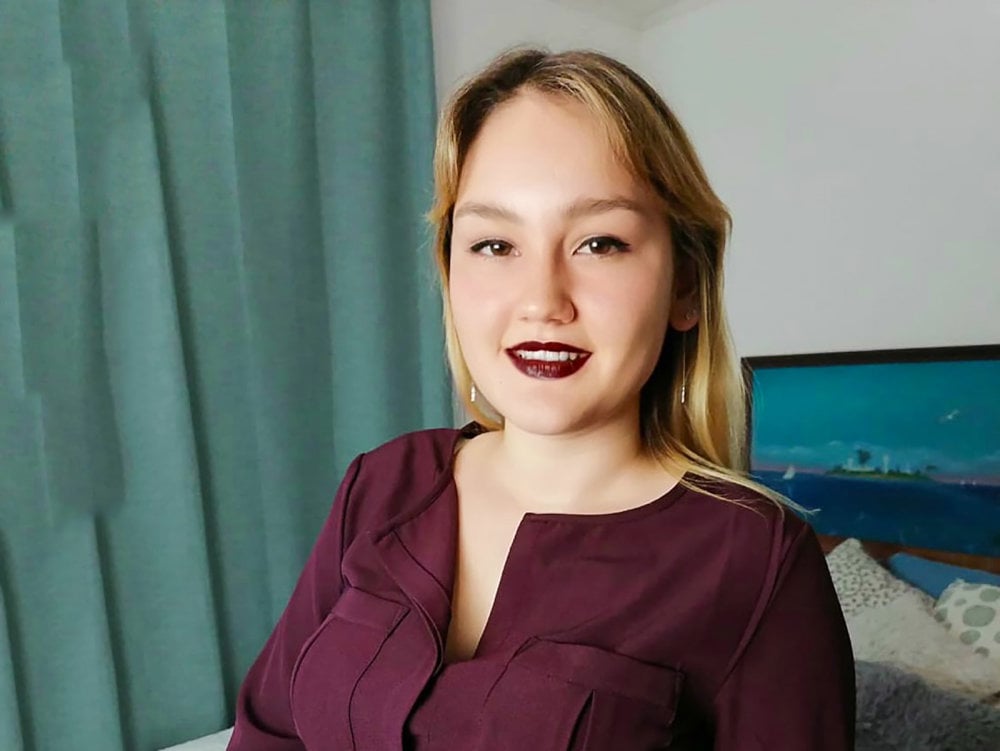 Modelo Webcam _Honey_Bee_: Chat & Show de Sexo en Vivo Gratis Stripchat