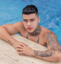 Palomino29's Offline XXX Chat