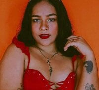 Evanni_James' Offline Chat Room
