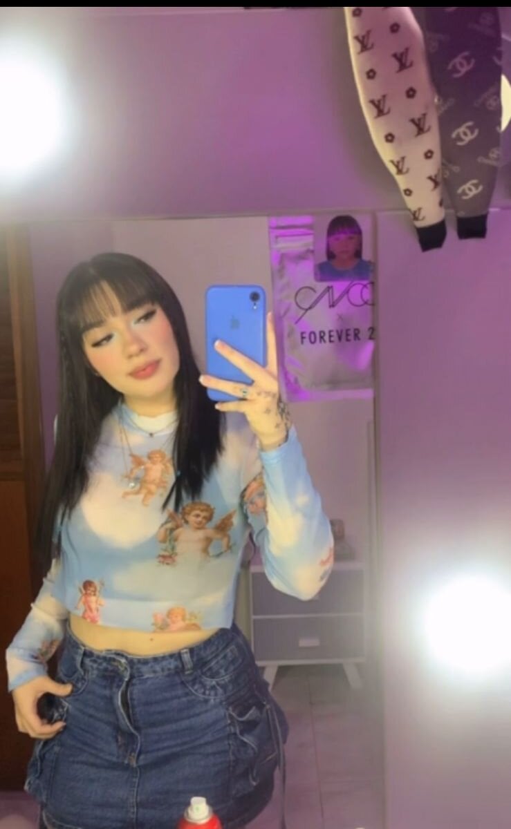 sexcam3d.net pixie_kat livesex profile in praguenetherlands cams