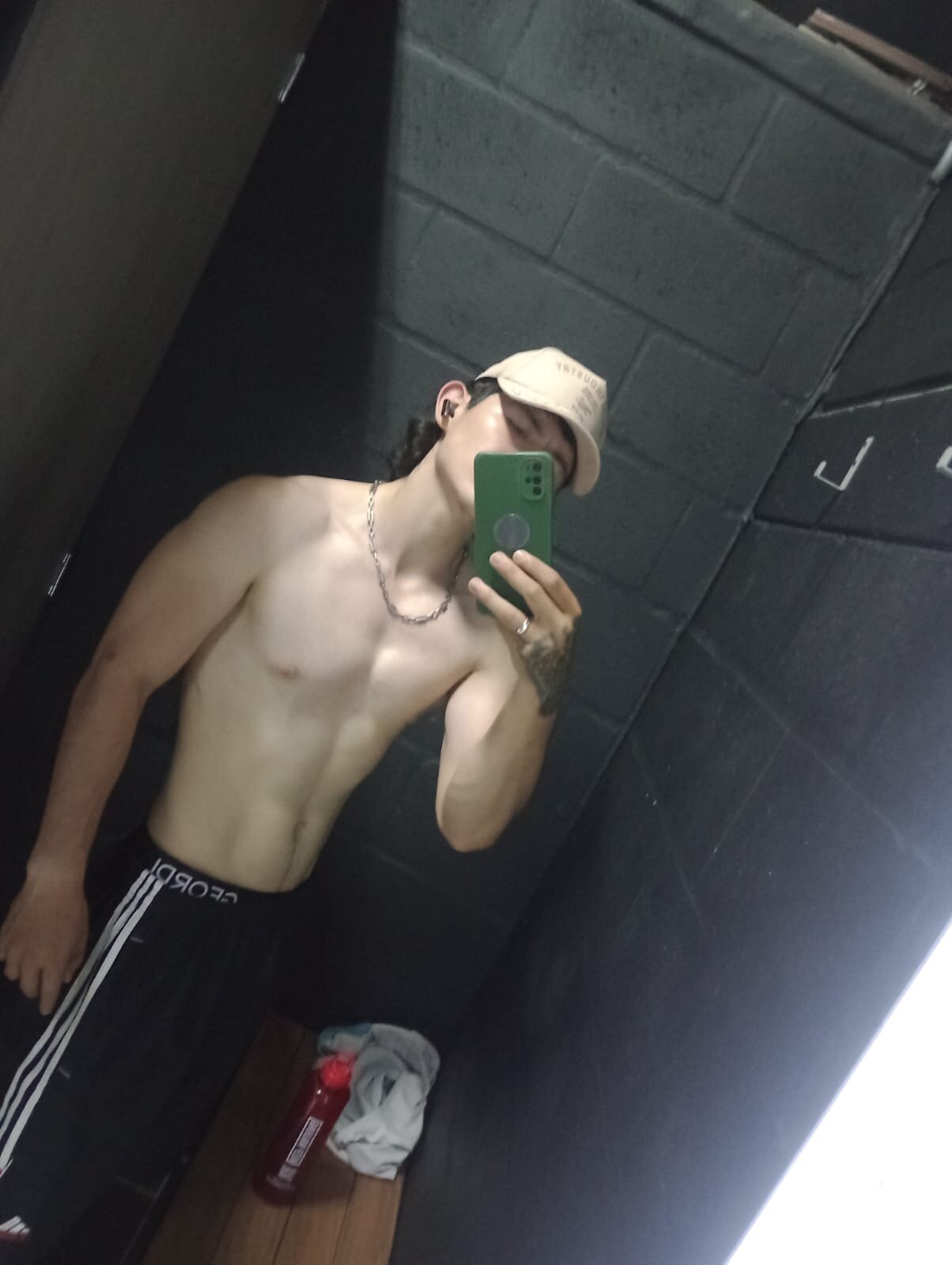 Owenn_17