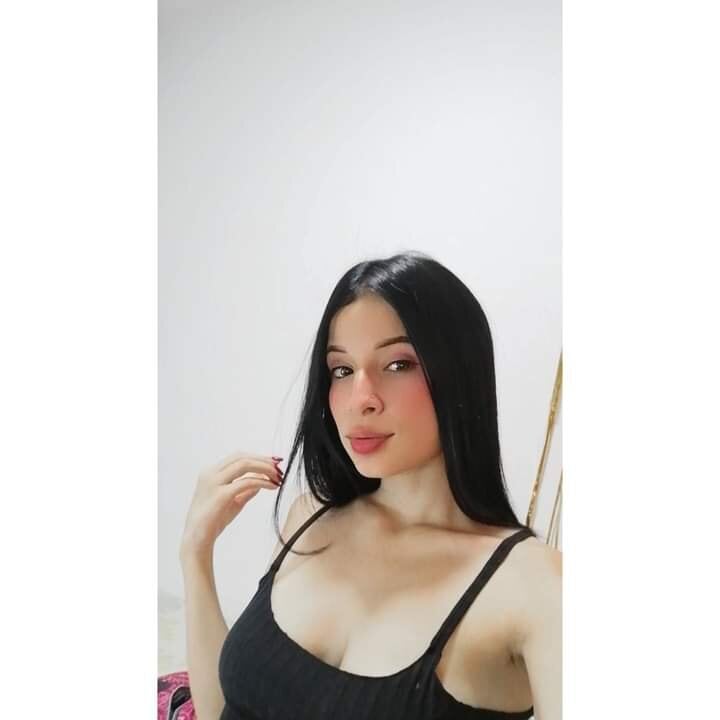 anahi_fiore_