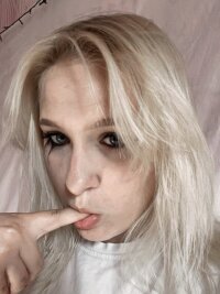 Donna_Tartt's Offline Chat Room
