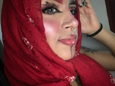 Nikadams001 Female Shaven Free Webcam Striptease