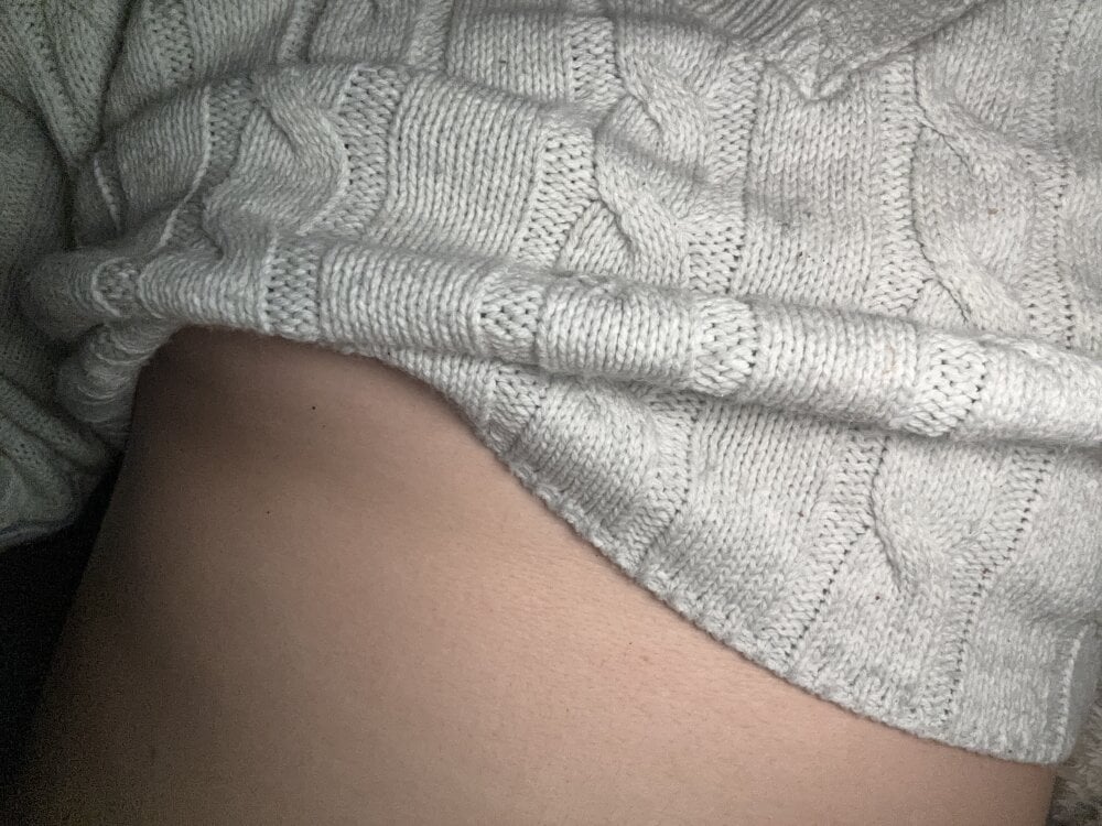 myliveeroticcams.com sobession livesex profile in i-live-in-the-sunflower-field cams