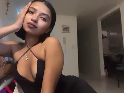 silena_moon Live Cam and Profile on UnifiedCams