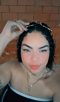 Polyamarous's webcam live show