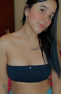clarita69latina's Offline Chat Room