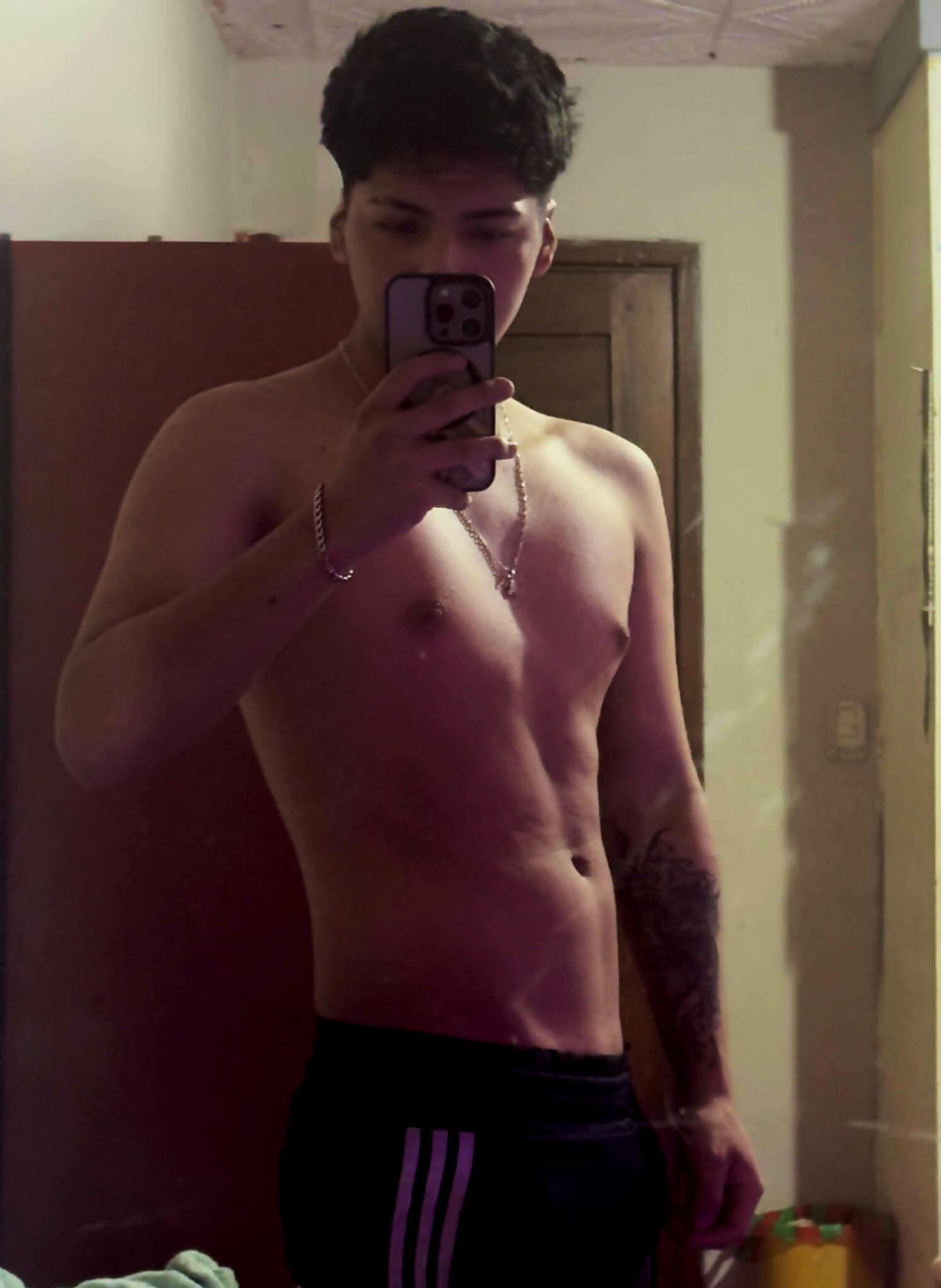 Boyhot277