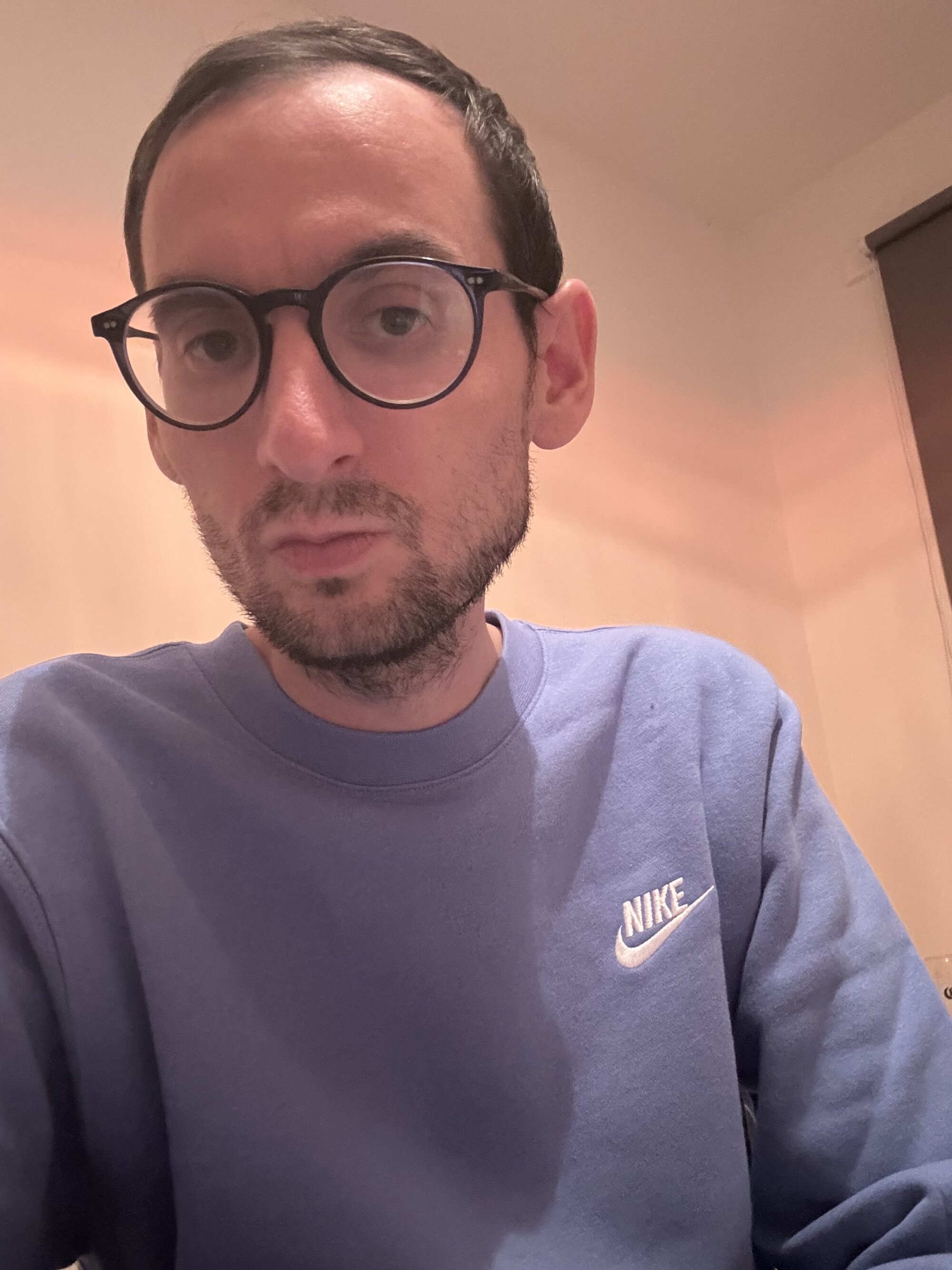 sexyguy1990ba live webcam