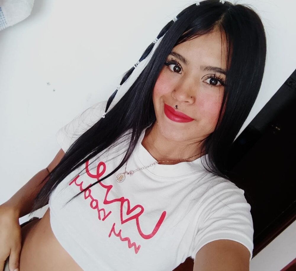 celeste2_b from stripchat