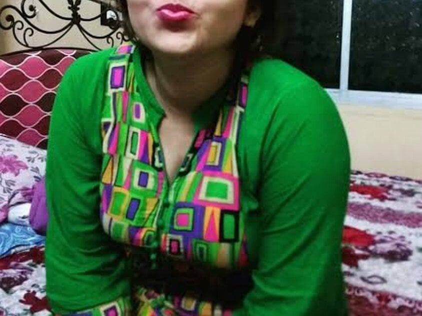 cheapadultsexcams.com desi_grl89 livesex profile in ssomewhere-in-the-world cams