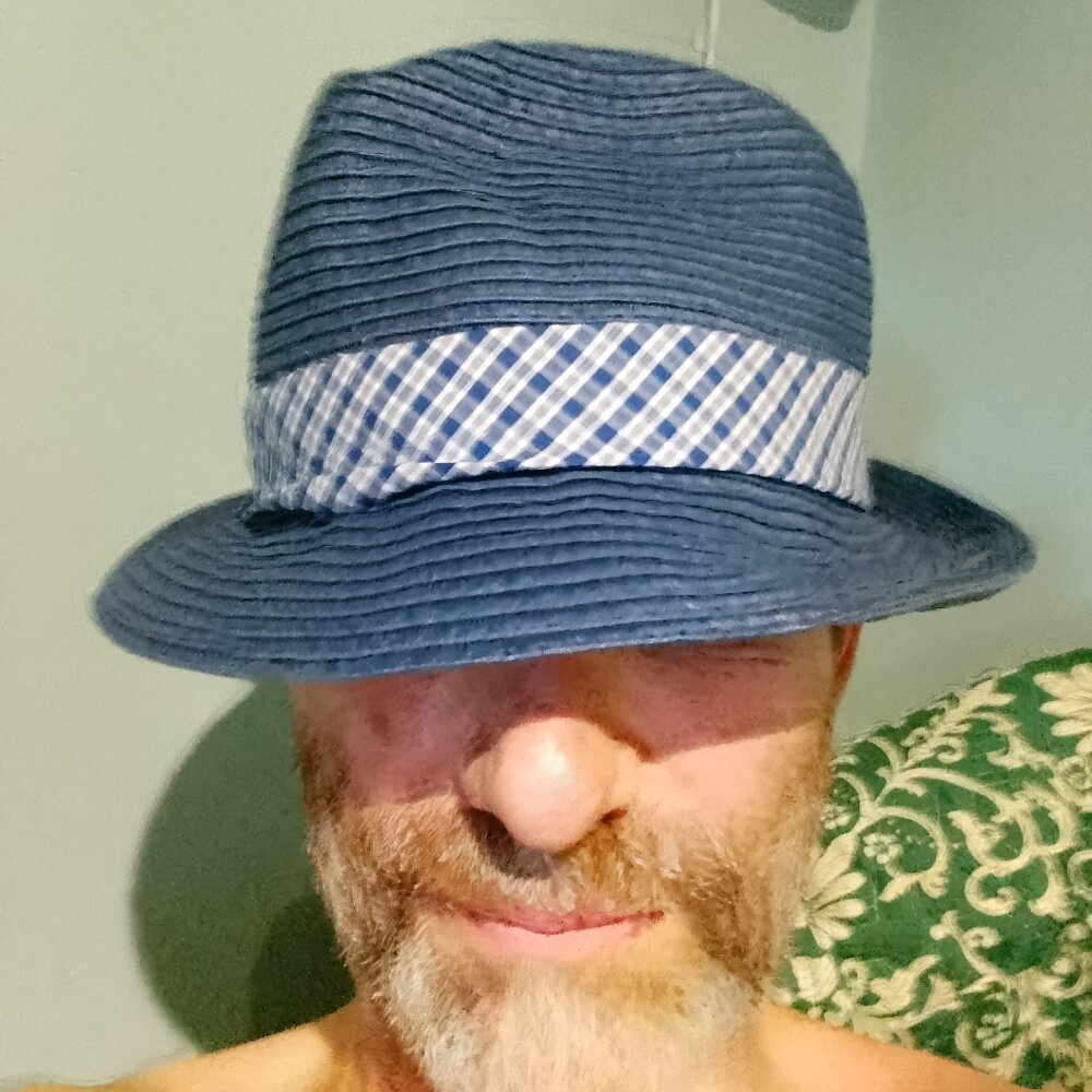 AllyBanana-HotTopics's most recent online preview