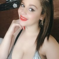 iris_horny Adlı Modelin Çevrimdışı Sohbet Odası