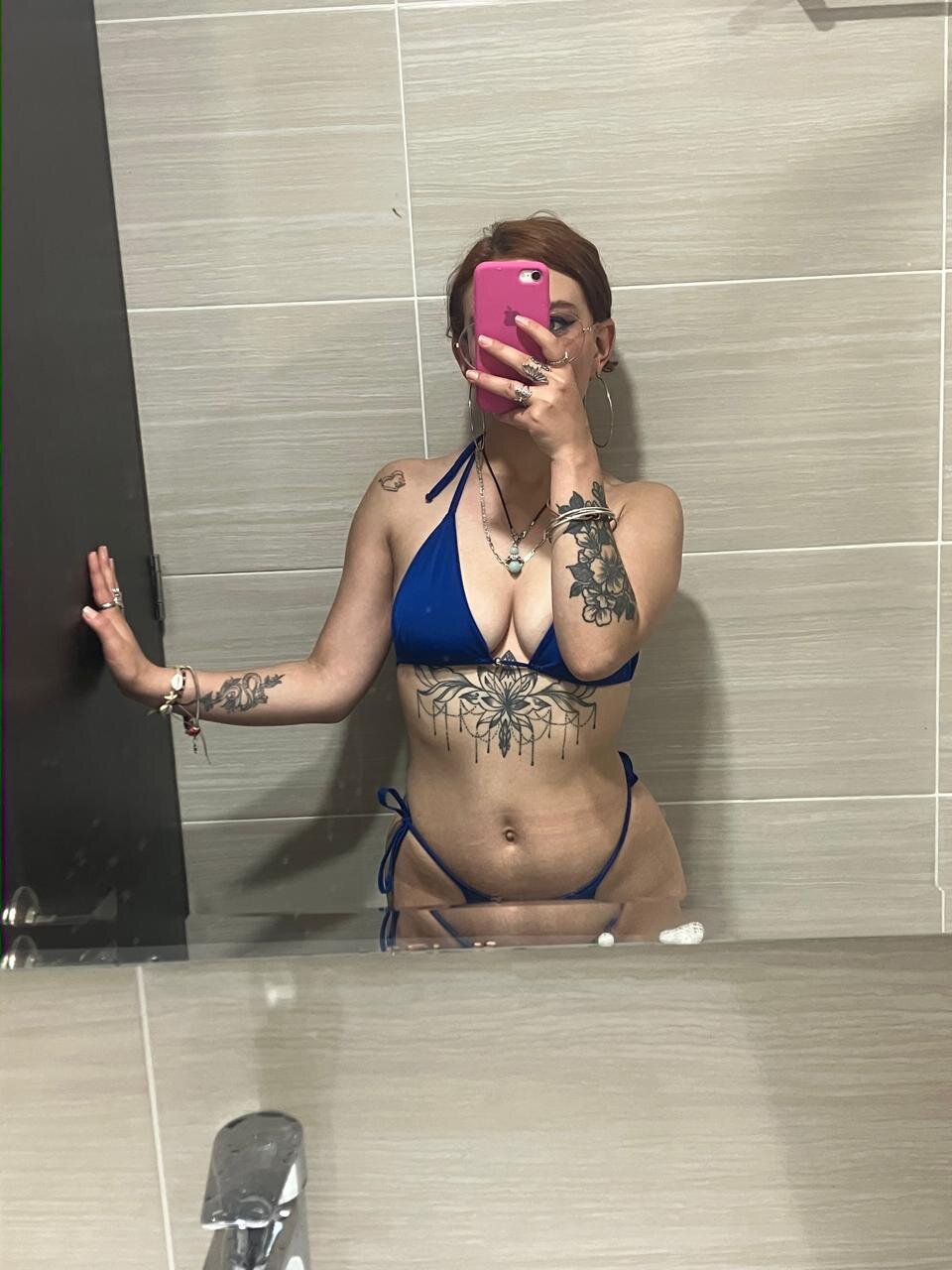 Naomy__Cute