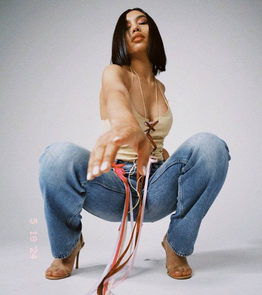 Jacquelinne_ profile