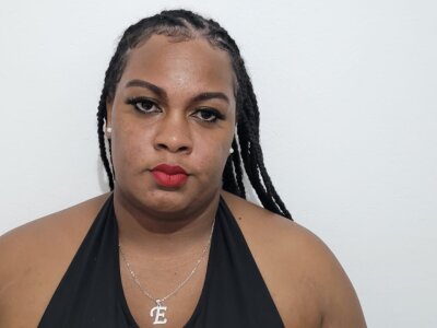 janetlewi 👂 online sex chat