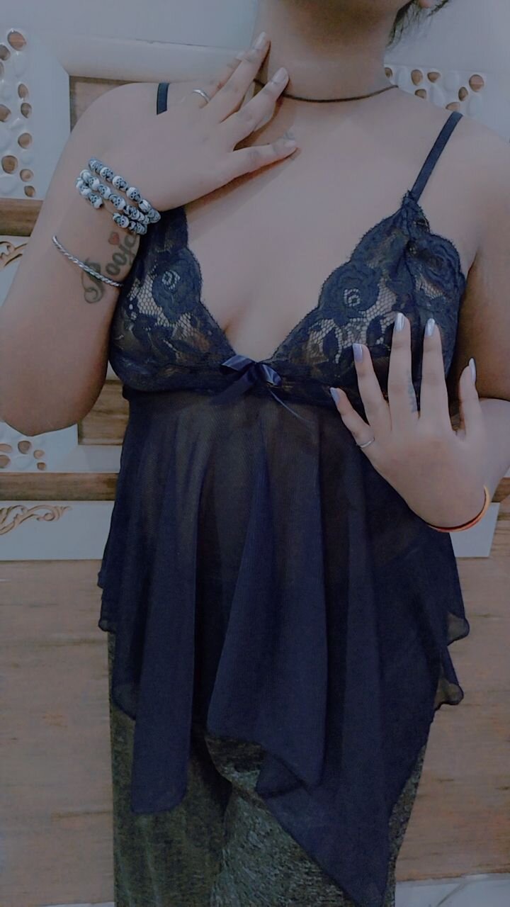 Cute_pooja1