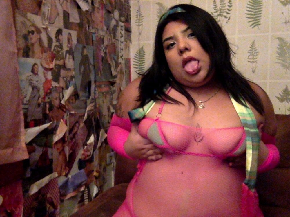 6livesex.com annoyedputa livesex profile in somewhere-in-paradise cams