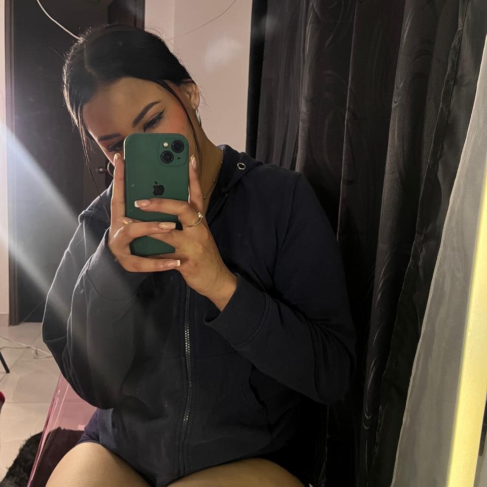 _luisa_smith from stripchat