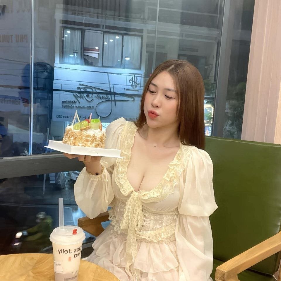 elivecams.com -Miraa- livesex profile in vietnam cams