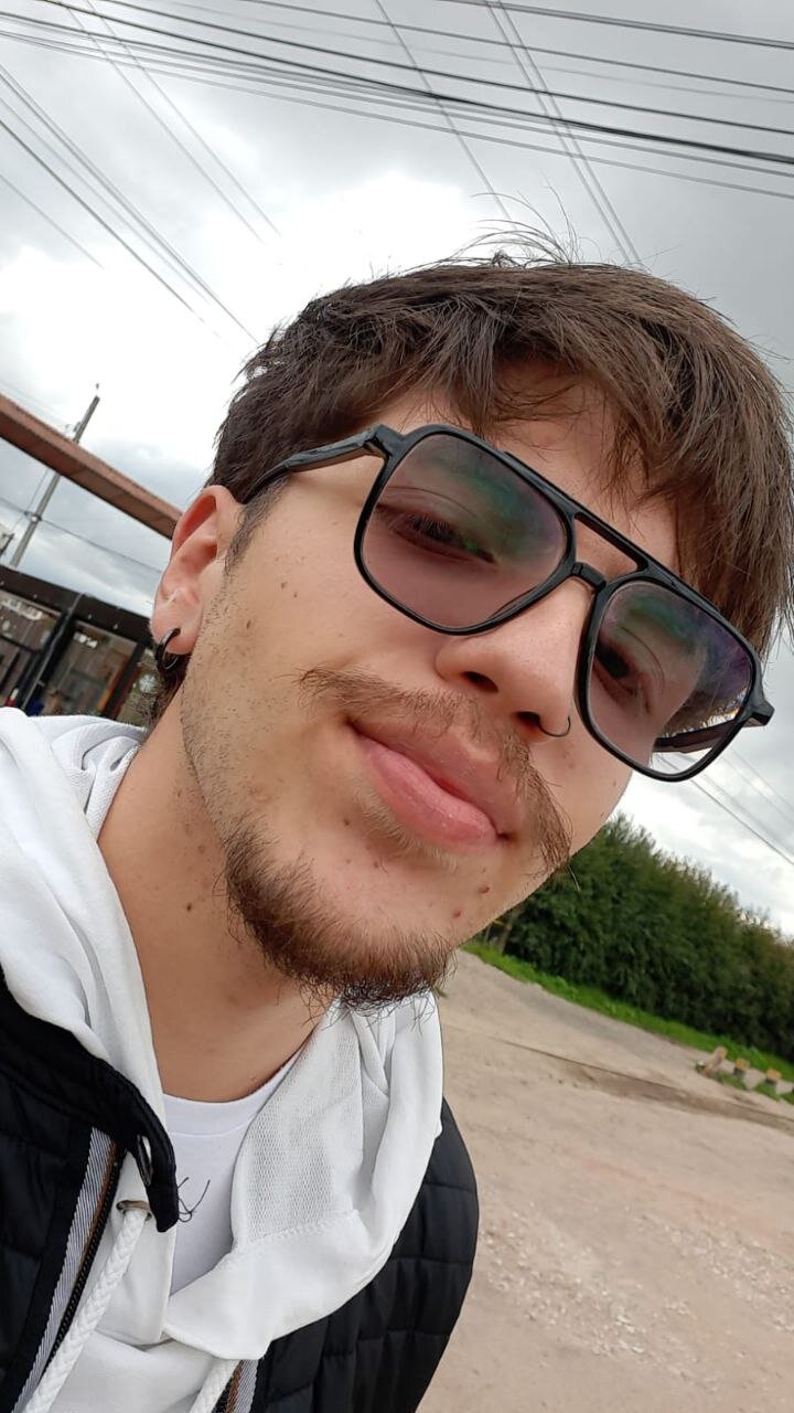 ethanandeve