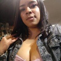 xiomara_steel's Offline XXX Chat