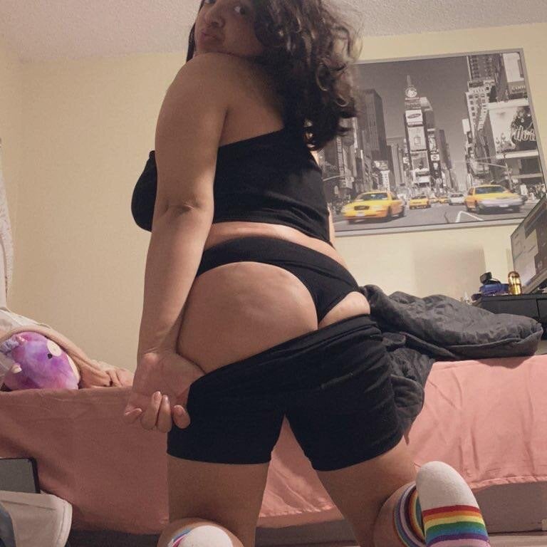 livesexasiancams.com wildlillyflower livesex profile in the world of fantasies cams