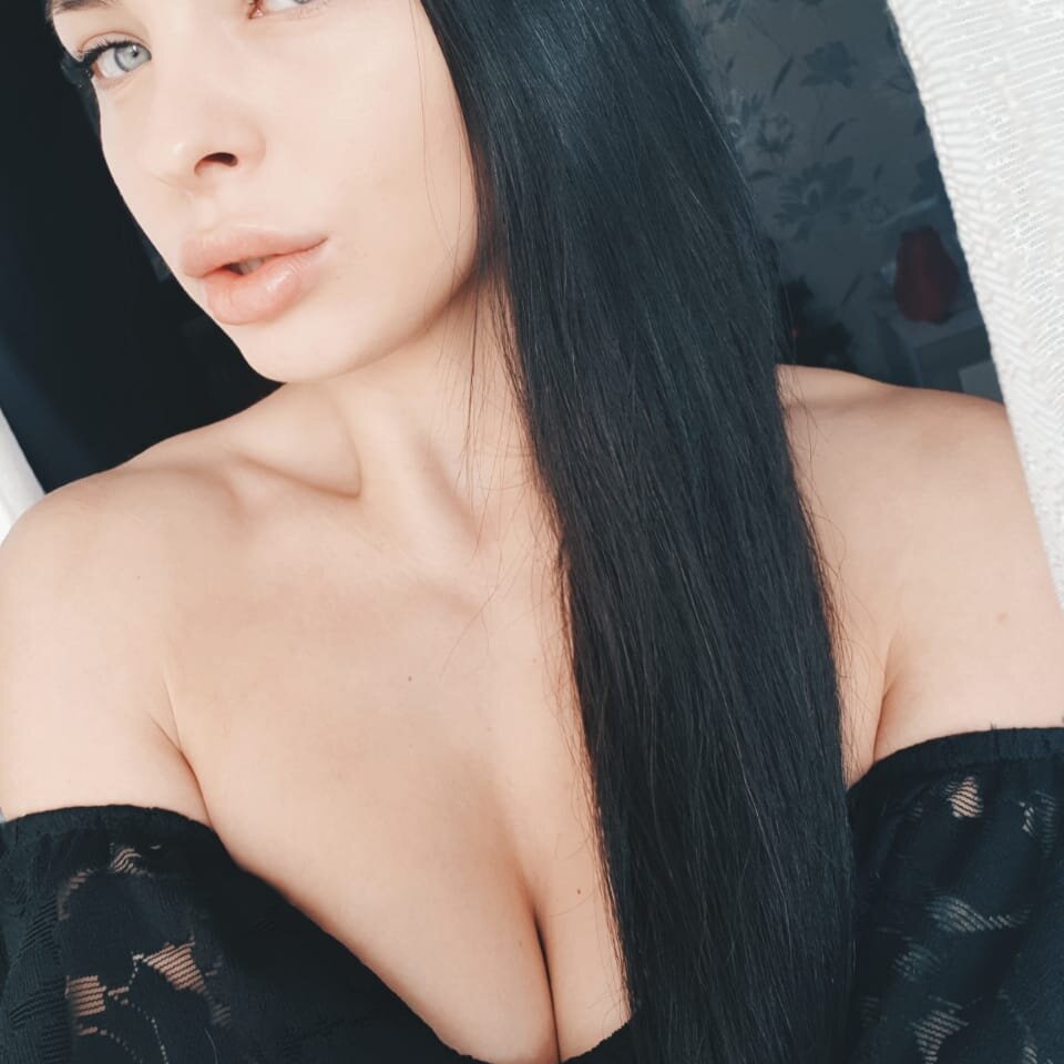Live sex webcam photo for lecherous_wife #289898534