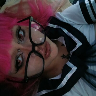 emojigirl69 Live Cam on StripChat