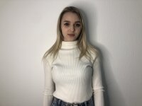 JolieFlores' Offline XXX Chat