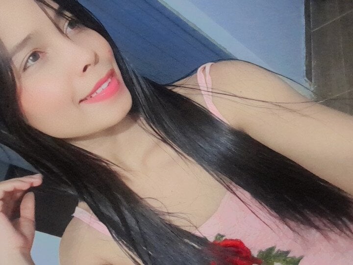 DahliaMendoza: συνομιλία ΧΧΧ εκτός σύνδεσης