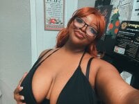 HOTMILFKATIEE