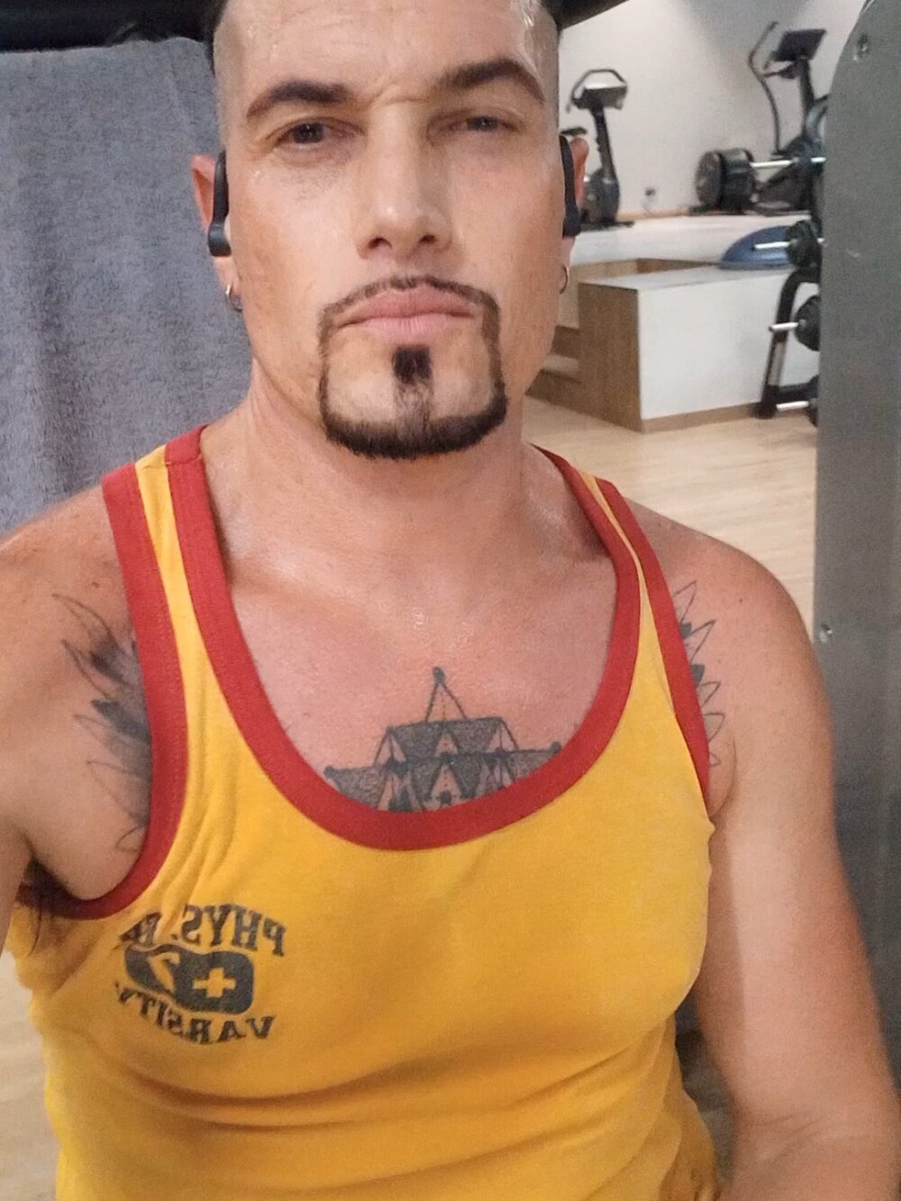 Dv8rBoy666 profile