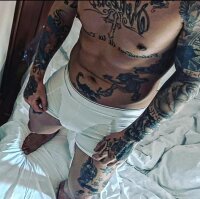 cubanitoxx13's Offline XXX Chat