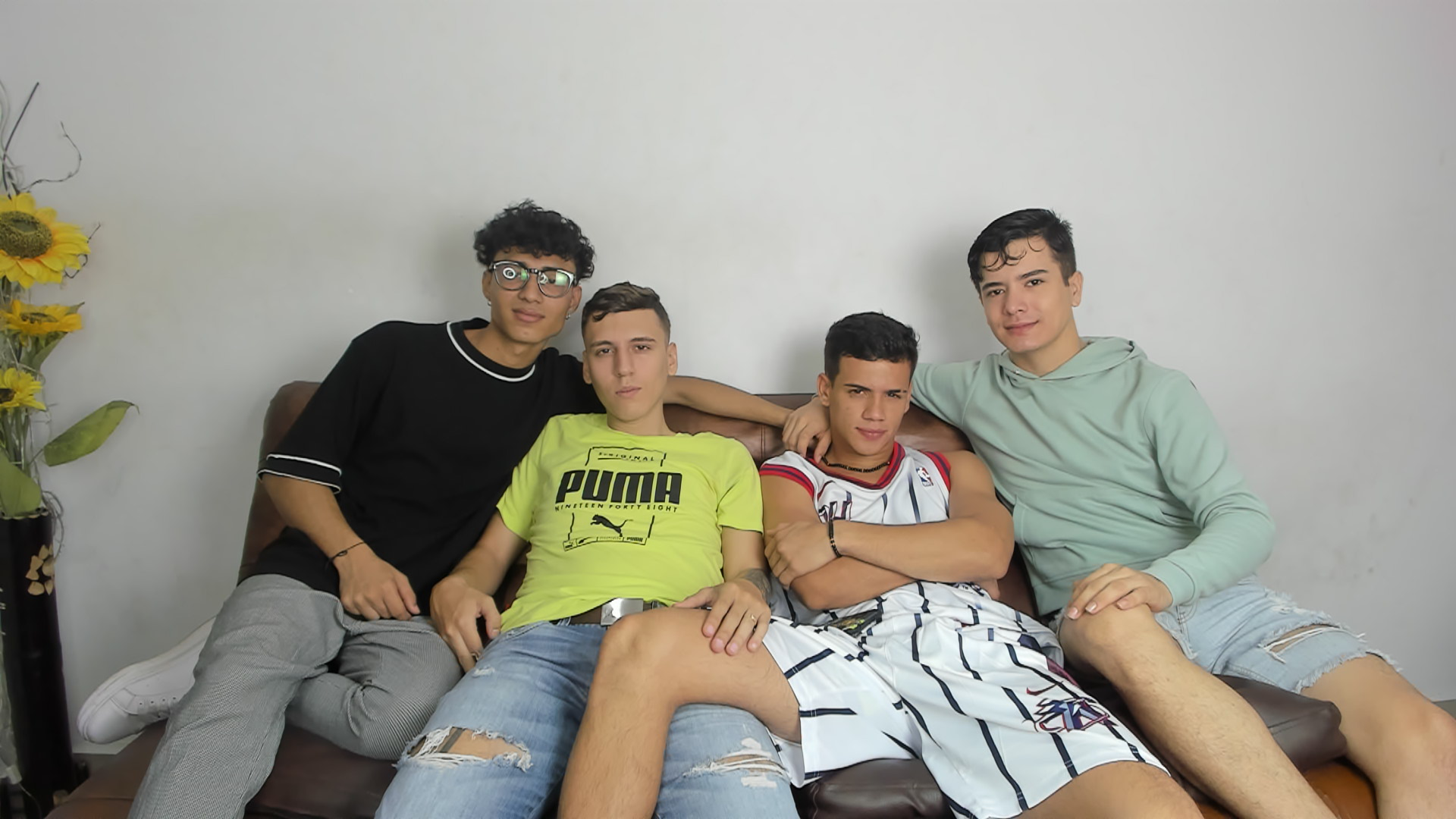 APOLOS_MENS