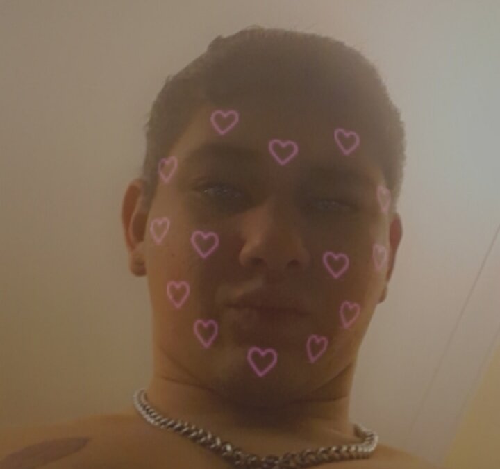 Sebastian4410's Offline XXX Chat