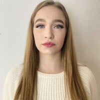 ShonaAdams' Offline Chat Room