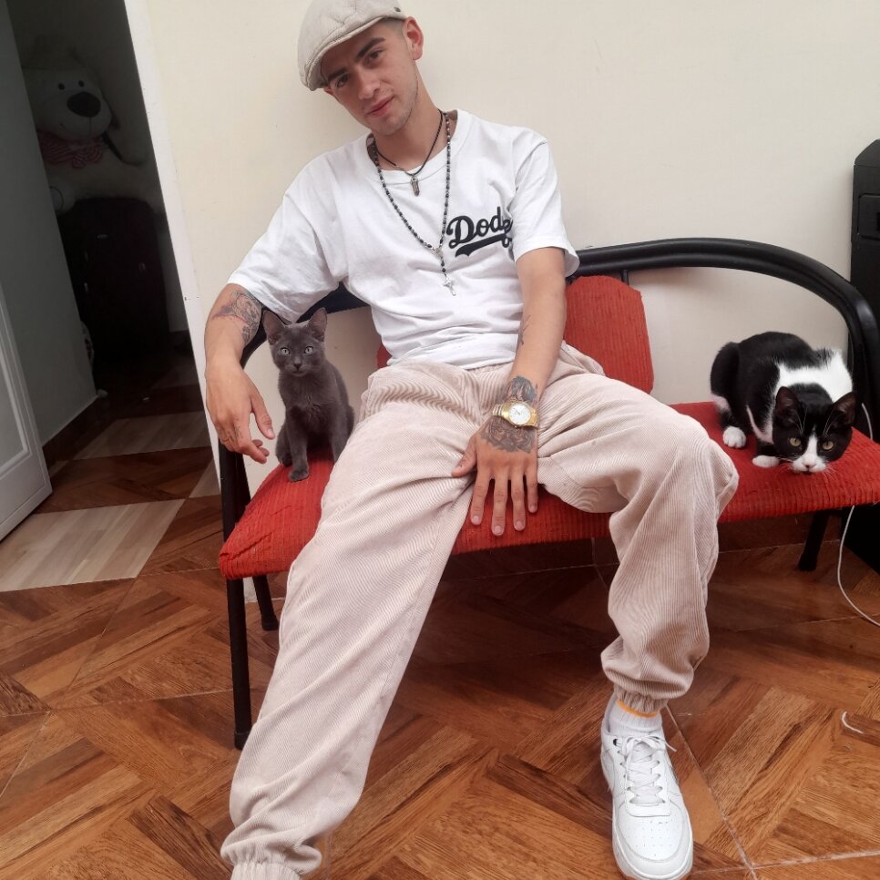 jordibigcock21's Offline XXX Chat