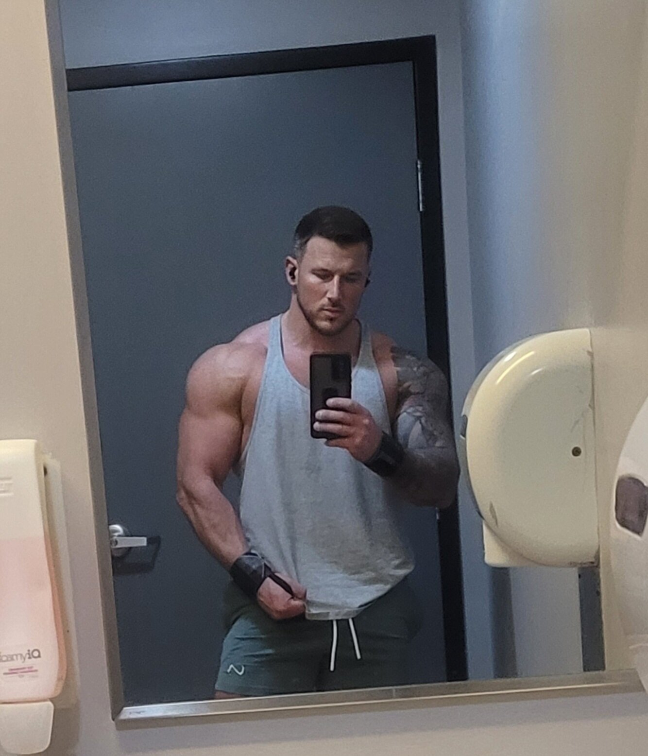 Dustin_King24