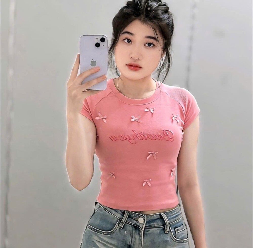 luki-bae from stripchat