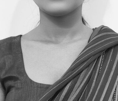 Simmi_Ji