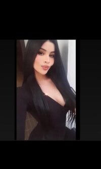 amelliacooper's Offline Chat Room