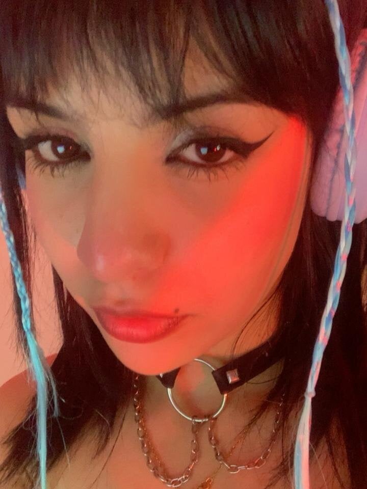 lolaaa_bunny1 profile