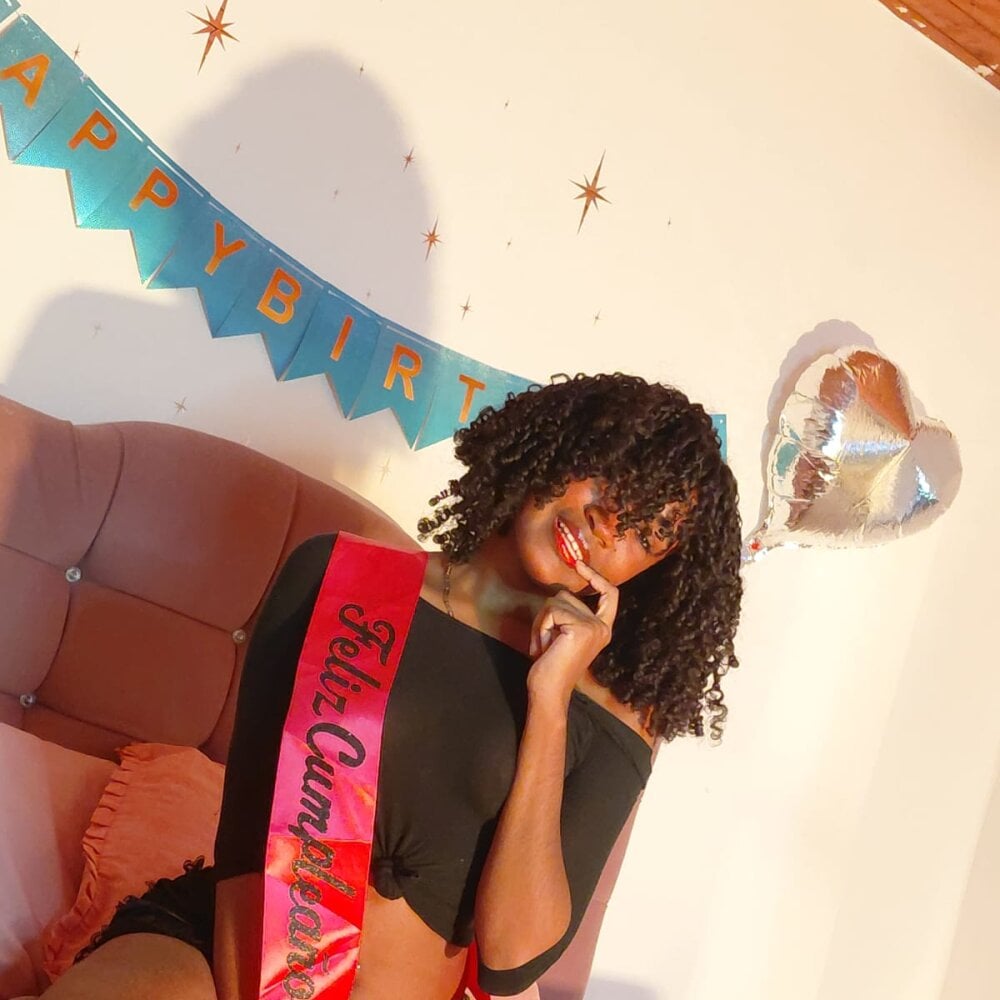 cherry_bloomk from stripchat